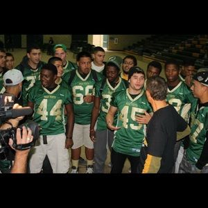 Meet your Posher, Victor